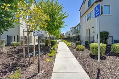 3039 Mesmerizing Walk, Sacramento, CA 95835 - Photo 33