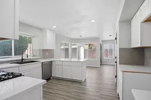 7300 Saltgrass Way, Elk Grove, CA 95758 - Photo 15