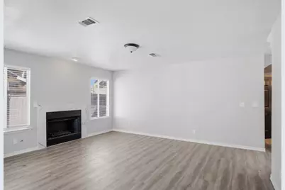 7300 Saltgrass Way, Elk Grove, CA 95758 - Photo 23