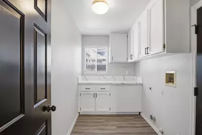 7300 Saltgrass Way, Elk Grove, CA 95758 - Photo 19