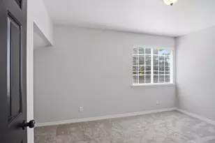 7300 Saltgrass Way, Elk Grove, CA 95758 - Photo 21