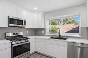 7300 Saltgrass Way, Elk Grove, CA 95758 - Photo 13