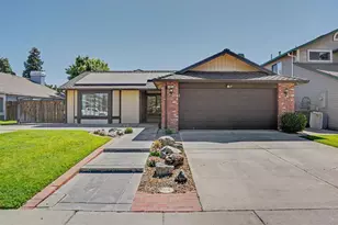 1072 W Eleanor Ln, Manteca, CA 95337 - Photo 3