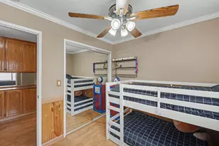 1072 W Eleanor Ln, Manteca, CA 95337 - Photo 23