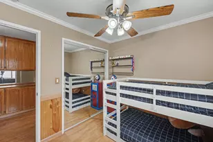 1072 W Eleanor Ln, Manteca, CA 95337 - Photo 21