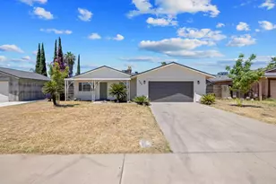 587 Sunset St, Kingsburg, CA 93631 - Photo 1