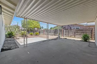 587 Sunset St, Kingsburg, CA 93631 - Photo 37