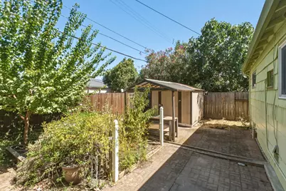 5411 Cabrillo Way, Sacramento, CA 95820 - Photo 31