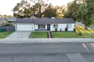 8437 Cherbourg Way, Stockton, CA 95210 - Photo 5