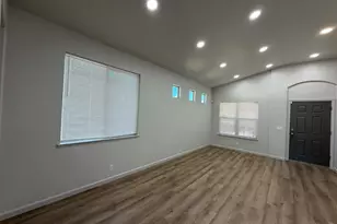 8413 SW Newby Way, Elk Grove, CA 95624 - Photo 3