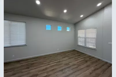 8413 SW Newby Way, Elk Grove, CA 95624 - Photo 5