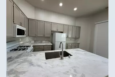 8413 SW Newby Way, Elk Grove, CA 95624 - Photo 9