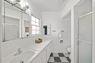 1617 42nd St, Sacramento, CA 95819 - Photo 21