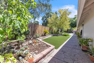 3366 Nadine St, Carmichael, CA 95608 - Photo 17