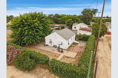 4614 E Armstrong Road, Lodi, CA 95240 - Photo 17