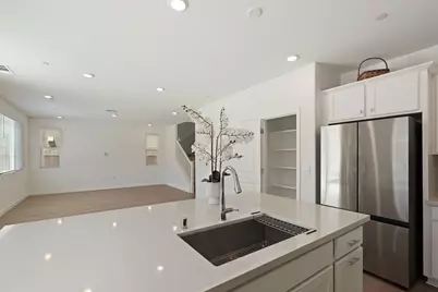 8134 Tino Way, Elk Grove, CA 95757 - Photo 17