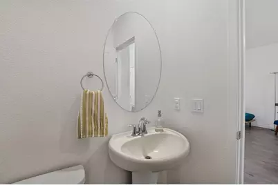 3878 E Commerce Way, Sacramento, CA 95834 - Photo 25