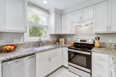 5717 8th Avenue, Sacramento, CA 95820 - Photo 15