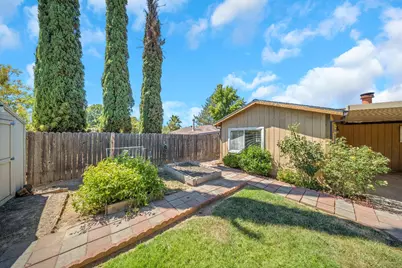 8634 Imran Woods Circle, Citrus Heights, CA 95621 - Photo 45