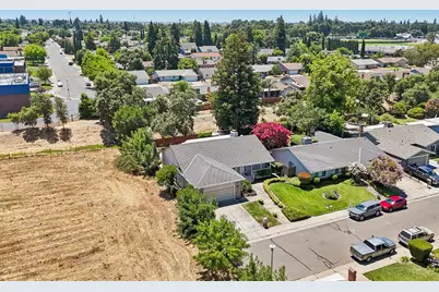 9762 Parktree Way, Elk Grove, CA 95624 - Photo 37