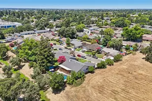 9762 Parktree Way, Elk Grove, CA 95624 - Photo 41