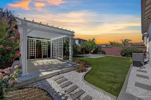 2389 Sierra Village Dr, Roseville, CA 95747 - Photo 35