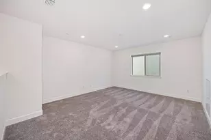 2389 Sierra Village Dr, Roseville, CA 95747 - Photo 33