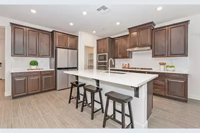 2389 Sierra Village Drive, Roseville, CA 95747 - Photo 3