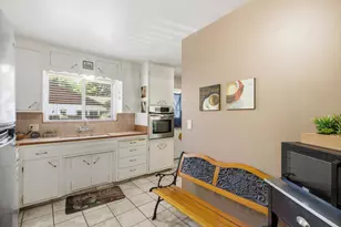 2206 Tully Rd, Modesto, CA 95350 - Photo 9