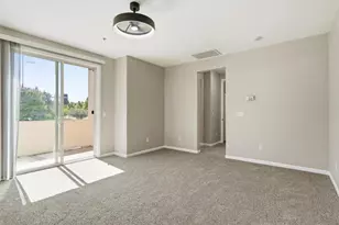 8492 Crystal Walk Cir, Elk Grove, CA 95758 - Photo 21