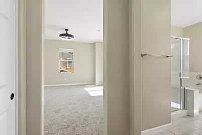 8492 Crystal Walk Circle, Elk Grove, CA 95758 - Photo 19