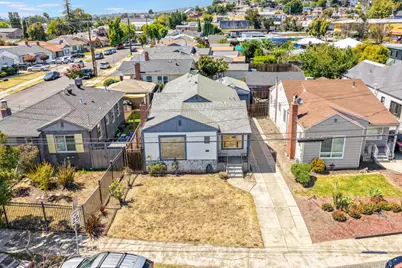 2407 106th Avenue, Oakland, CA 94603 - Photo 25