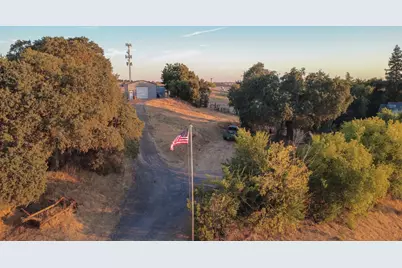 13460 Lancaster Road, Oakdale, CA 95361 - Photo 47
