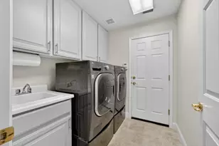 5500 Tierra Gardens Ln, Carmichael, CA 95608 - Photo 23