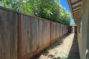 8936 Autumnwood Dr, Sacramento, CA 95826 - Photo 17
