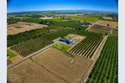 16464 Fox Road, Lodi, CA 95240 - Photo 9
