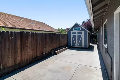 462 Chablis Way, Manteca, CA 95337 - Photo 35
