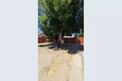 2211 S American, Stockton, CA 95206 - Photo 15
