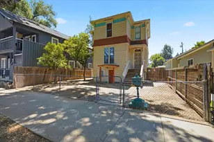 1420 D St, Sacramento, CA 95814 - Photo 1