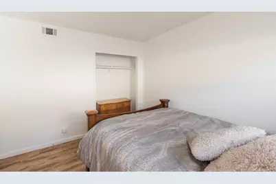 924 Alpine Avenue, Manteca, CA 95336 - Photo 35