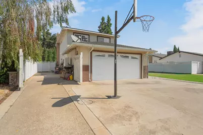 924 Alpine Avenue, Manteca, CA 95336 - Photo 3