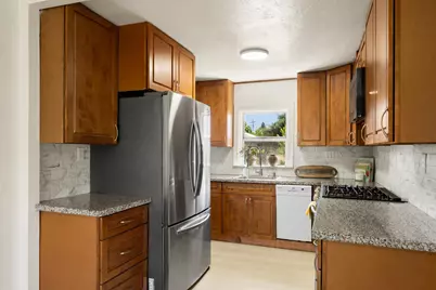 760 Sycamore Avenue, Olivehurst, CA 95961 - Photo 31