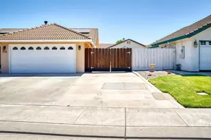 626 Comstock Ln, Manteca, CA 95336 - Photo 5