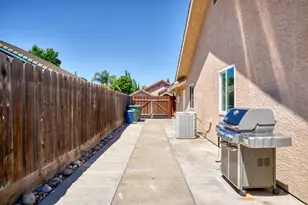 626 Comstock Ln, Manteca, CA 95336 - Photo 37