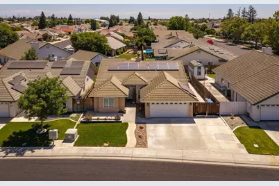 626 Comstock Lane, Manteca, CA 95336 - Photo 3