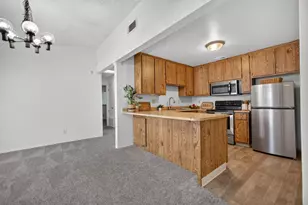 6 Topam Ct, Sacramento, CA 95833 - Photo 9