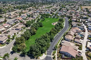 546 Criolla Ct, Oakdale, CA 95361 - Photo 41