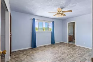 18672 Seidner Rd, Escalon, CA 95320 - Photo 15