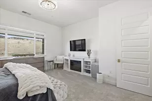 3260 Parkland Ct, Folsom, CA 95630 - Photo 17