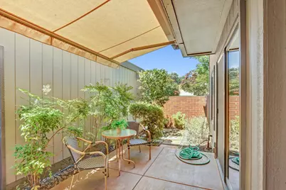 8827 Bluff Lane, Fair Oaks, CA 95628 - Photo 5